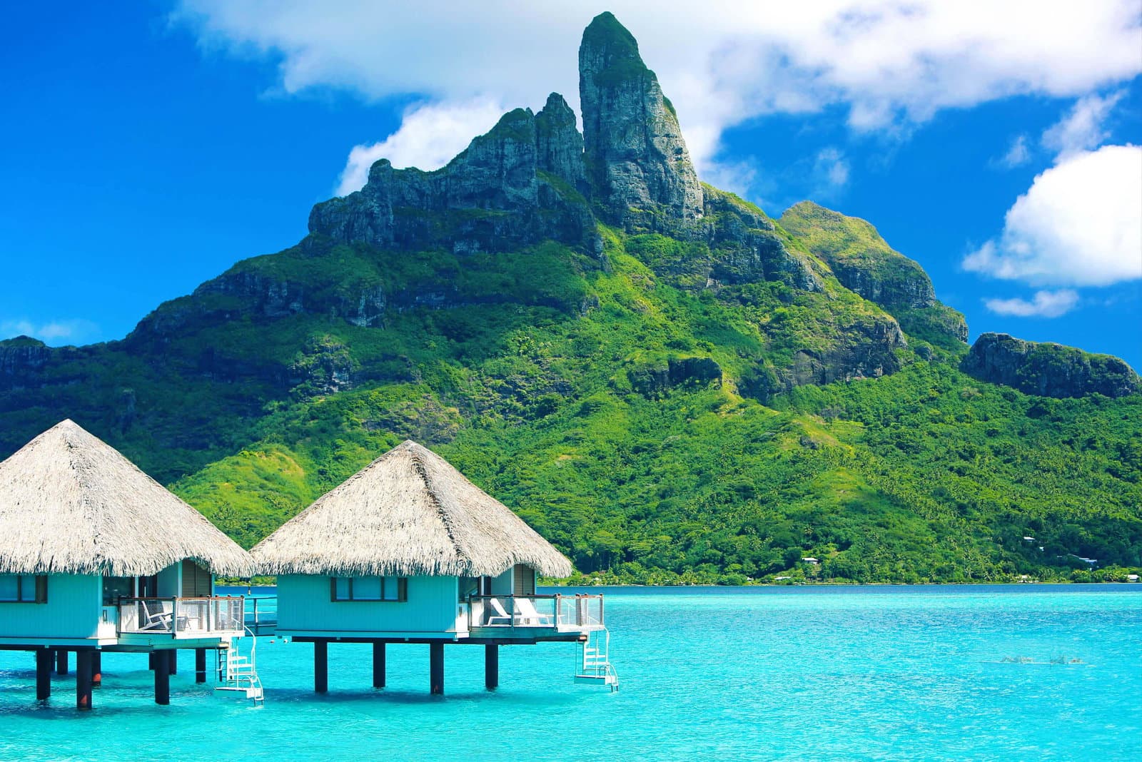 Luxury French Polynesia Cruise: Tahiti, Marquesas and Society Islands