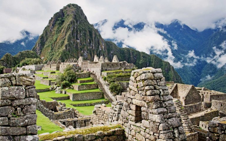 Machu Picchu close